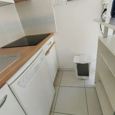 Apartment T2 Avec Piscine, Parking Et Terrasse Vue Au Cap D'agde - Fr-1-607-45