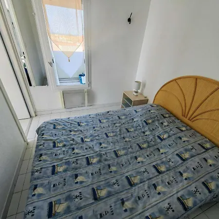 T2 Avec Piscine, Parking Et Terrasse Vue Au Cap D'agde - Fr-1-607-45 * Agde
