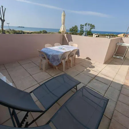 Apartment T2 Avec Piscine, Parking Et Terrasse Vue Au Cap D'agde - Fr-1-607-45 Agde